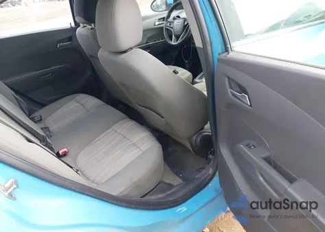 2014 Chevrolet Sonic Lt Auto z USA, uszkodzony, nr VIN 1G1JC5SH6E4154975